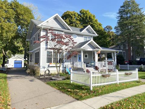 115 E Prospect St, Marshall, MI 49068 photo 5