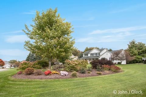 5801 Pheasant View Dr NE, Ada, MI 49301 photo 2