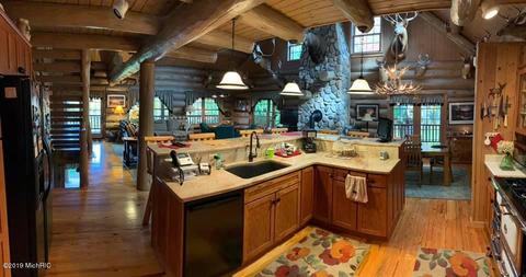 2337 S Grout Rd, Gladwin, MI 48624 photo 10