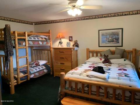 2337 S Grout Rd, Gladwin, MI 48624 photo 20