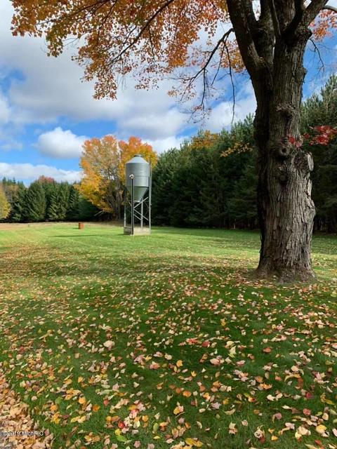 2337 S Grout Rd, Gladwin, MI 48624 photo 34