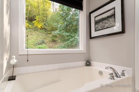 11433 W Riverside Dr, Lowell, MI 49331 photo 9