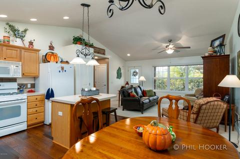 11433 W Riverside Dr, Lowell, MI 49331 photo 5
