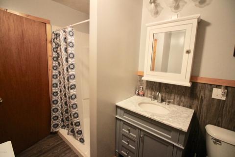 650 E 20th St, Baldwin, MI 49304 photo 9