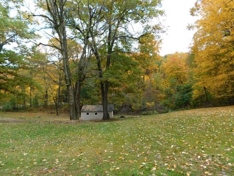 38 Pine Rd, Plainwell, MI 49080 photo 3
