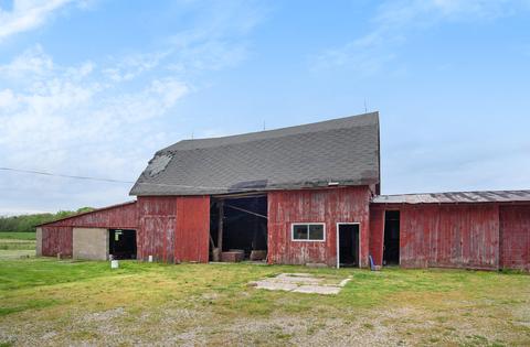 68044 Cr 378, Covert, MI 49043 photo 7