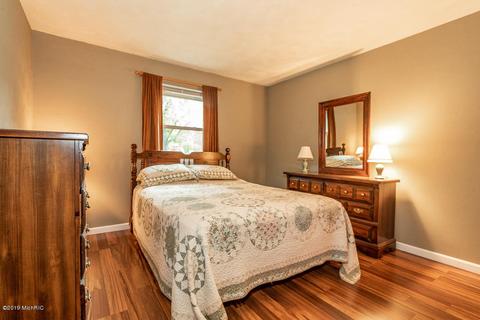812 Forest St, Marshall, MI 49068 photo 18