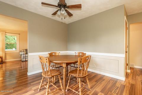 812 Forest St, Marshall, MI 49068 photo 12