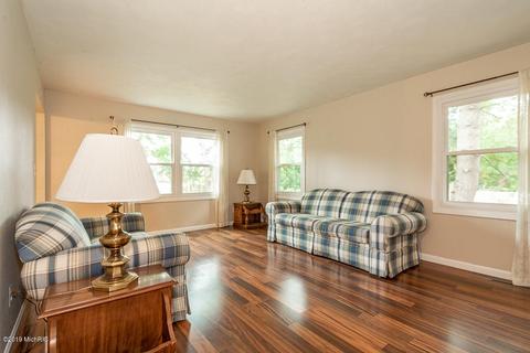 812 Forest St, Marshall, MI 49068 photo 16