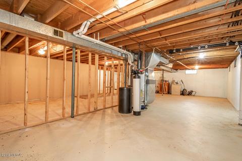 812 Forest St, Marshall, MI 49068 photo 30
