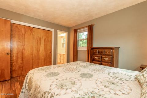 812 Forest St, Marshall, MI 49068 photo 20