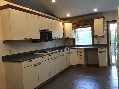 1160 Marsh Rd, Plainwell, MI 49080 photo 4