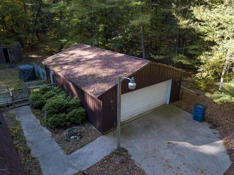 5746 E 36th St, White Cloud, MI 49349 photo 28