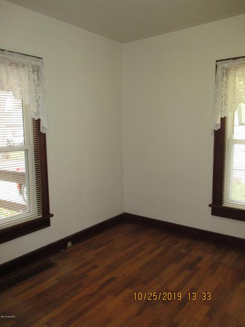122 Compton St, Bronson, MI 49028 photo 17