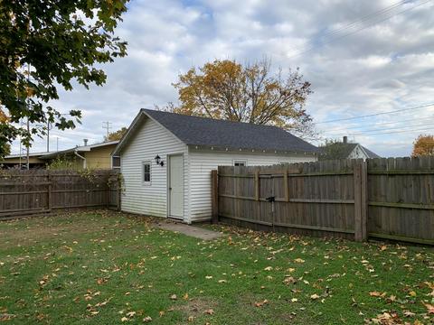 125 E Grant St, Bronson, MI 49028 photo 24