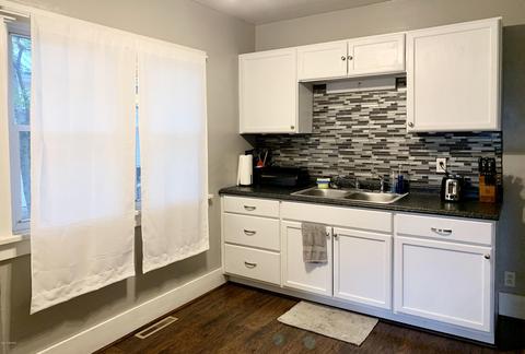 125 E Grant St, Bronson, MI 49028 photo 6
