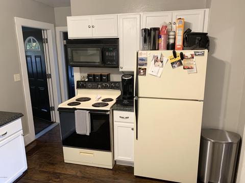 125 E Grant St, Bronson, MI 49028 photo 8