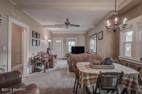 216 E Lytle St, Ionia, MI 48846 photo 6