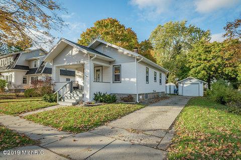 216 E Lytle St, Ionia, MI 48846 photo 1