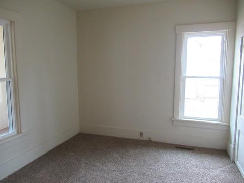 313 Johnson St, Cassopolis, MI 49031 photo 8