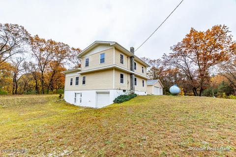 13382 Grindle Dr SE, Lowell, MI 49331 photo 2