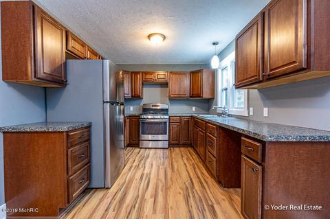 13382 Grindle Dr SE, Lowell, MI 49331 photo 23