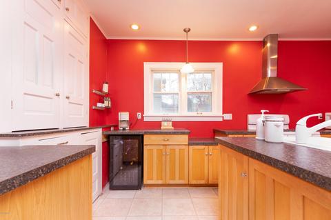211 Rust Ave, Big Rapids, MI 49307 photo 2