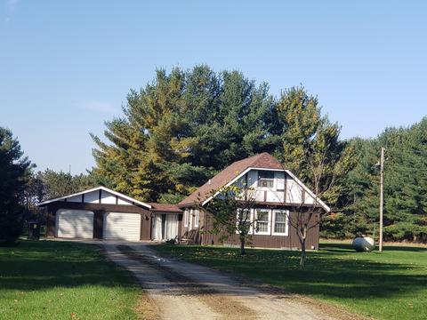 56928 Silverstone Dr, Three Rivers, MI 49093 photo 1