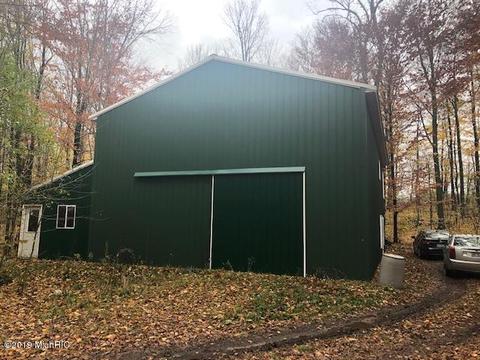 9550 E 64th St, Chase, MI 49623 photo 2