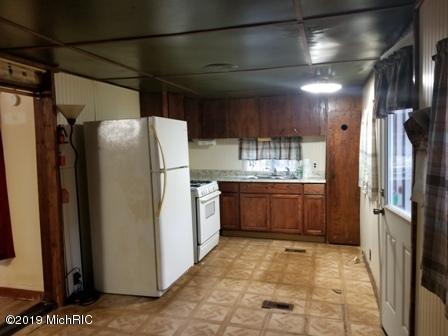 4125 S Short Dr, Baldwin, MI 49304 photo 3