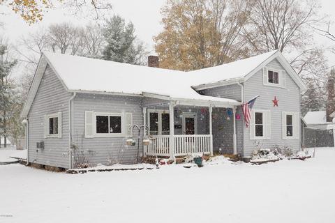 365 W Fourth St, Constantine, MI 49042 photo 1