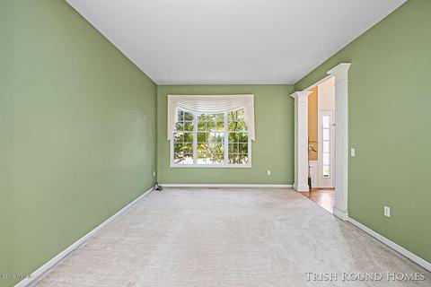 21 Fox Point Ct NE, Ada, MI 49301 photo 7