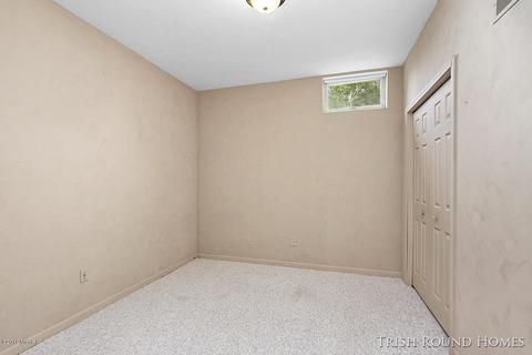 21 Fox Point Ct NE, Ada, MI 49301 photo 16