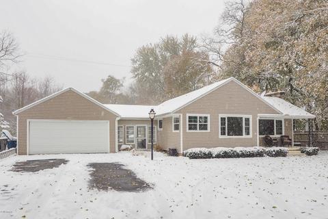 9475 Douglas Ave, Plainwell, MI 49080 photo 1