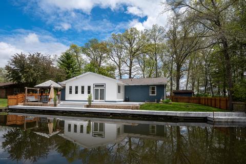 62320 Wilson Ave, Cassopolis, MI 49031 photo 2