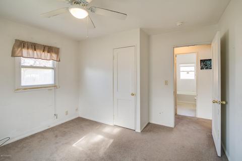 801 E Harris St, Lansing, MI 48906 photo 13