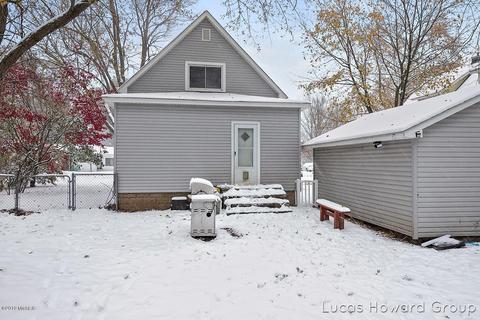 220 Colfax St, Plainwell, MI 49080 photo 15