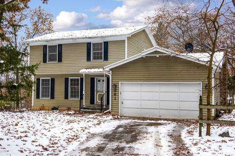261 Deer Run Dr NE, Ada, MI 49301 photo 1