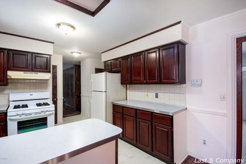261 Deer Run Dr NE, Ada, MI 49301 photo 8