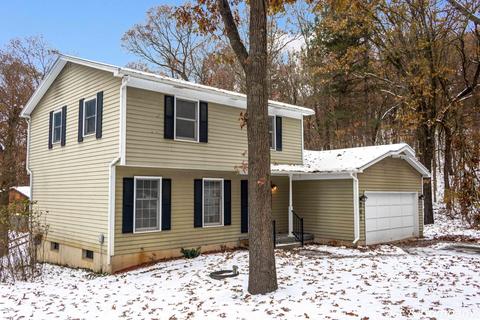 261 Deer Run Dr NE, Ada, MI 49301 photo 2