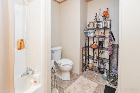 24944 E Point Dr, Mattawan, MI 49071 photo 15