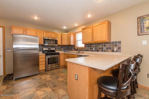 1034 Taylor Dr, Plainwell, MI 49080 photo 10