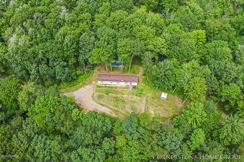 8360 Johnson Rd, Belding, MI 48809 photo 26
