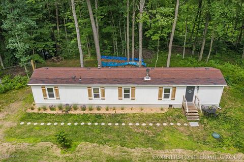 8360 Johnson Rd, Belding, MI 48809 photo 1