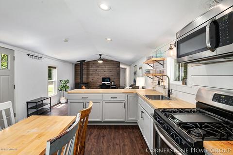 8360 Johnson Rd, Belding, MI 48809 photo 9