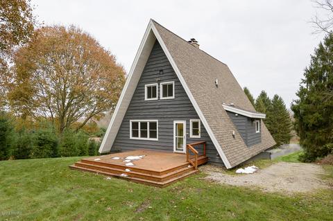 10637 Douglas Ave, Plainwell, MI 49080 photo 32