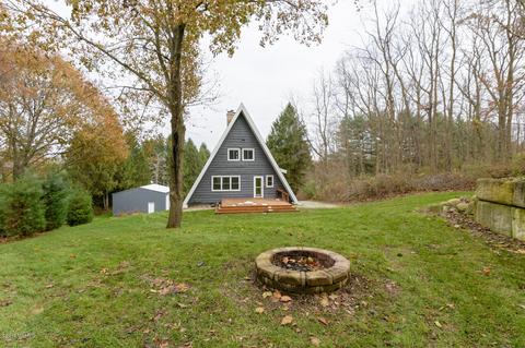 10637 Douglas Ave, Plainwell, MI 49080 photo 29
