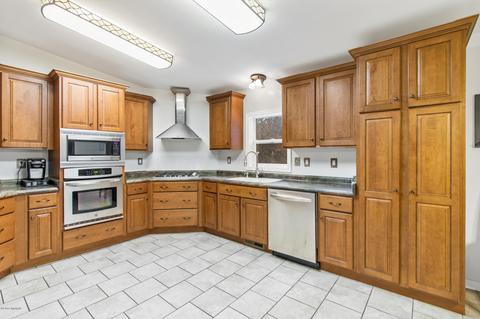 1846 Benston Rd, Whitehall, MI 49461 photo 13