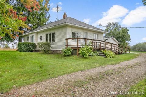 408 A 150th Ave, Morley, MI 49336 photo 4