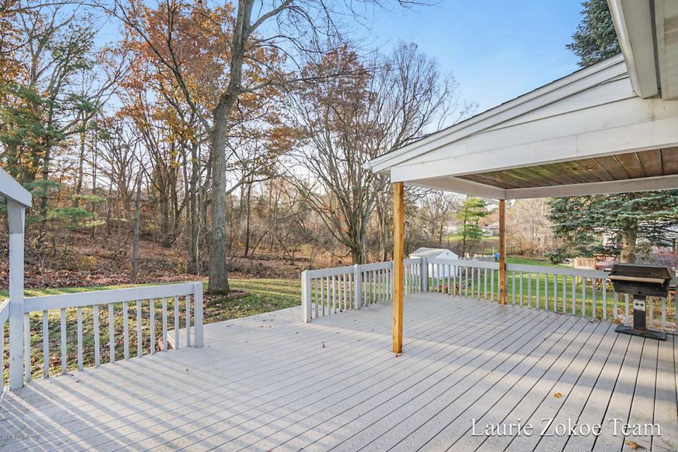  2736 Roanoke Dr NE, Grand Rapids, MI 49525 photo 28